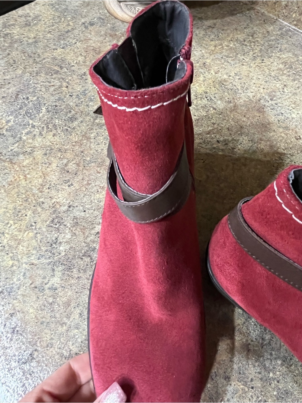 Børn Grenville Women’s Burgundy Suede Ankle Boots Size 11 Strappy Buckle Western - Picture 5 of 10